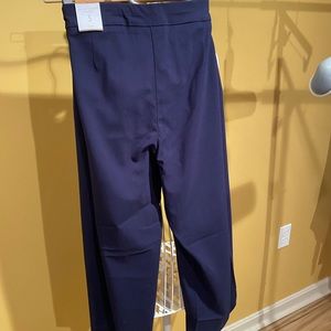 Chico’s so slimming crop Capri